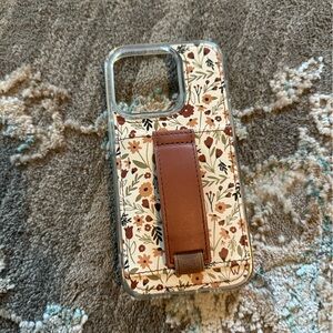 Walli iPhone 14 Pro Harvest Fields